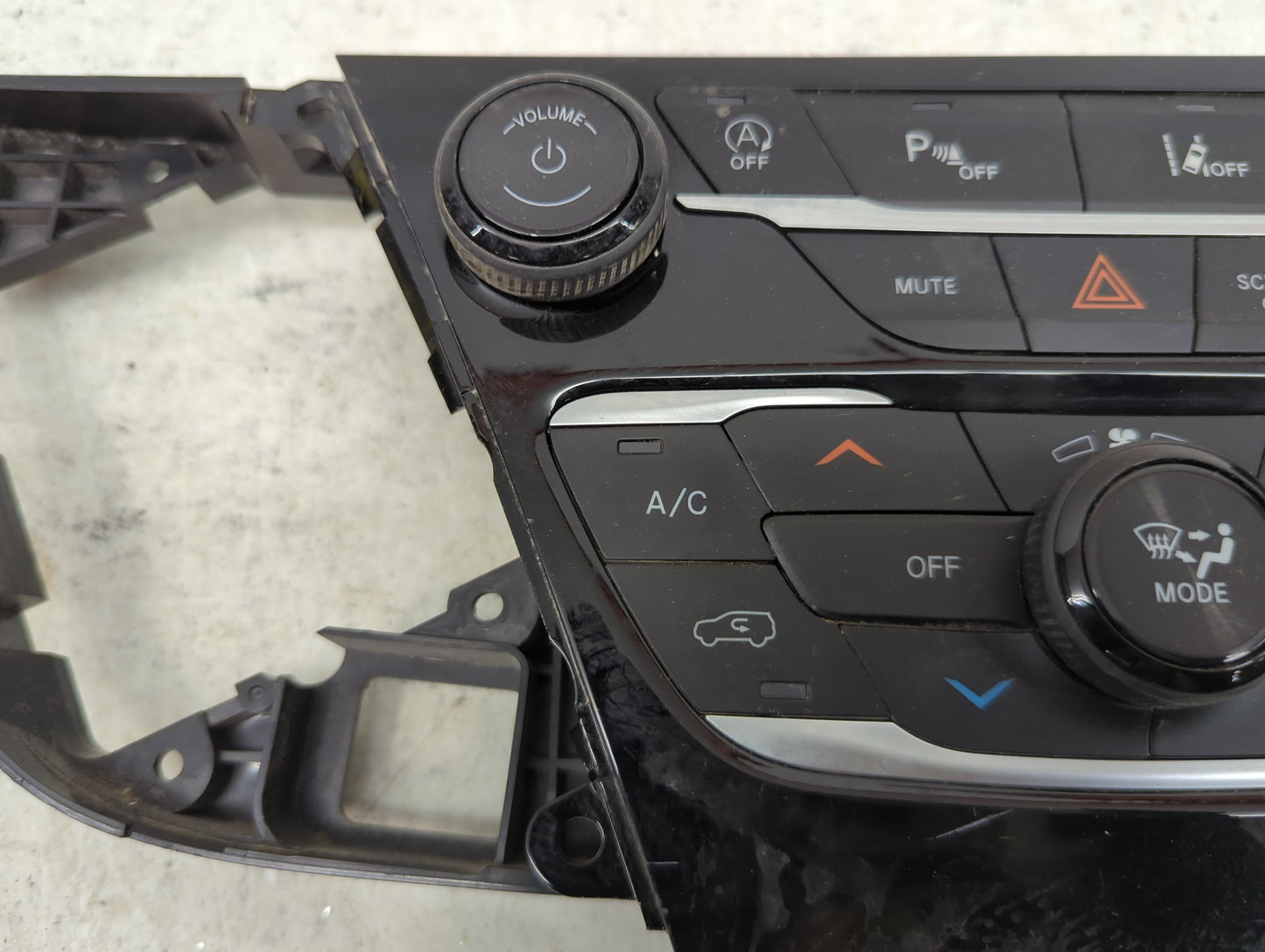 2021-2022 Chrysler Pacifica Climate Control Module Temperature AC/Heater Replacement P/N:P6XY191X8AA T270110430 Fits OEM Use