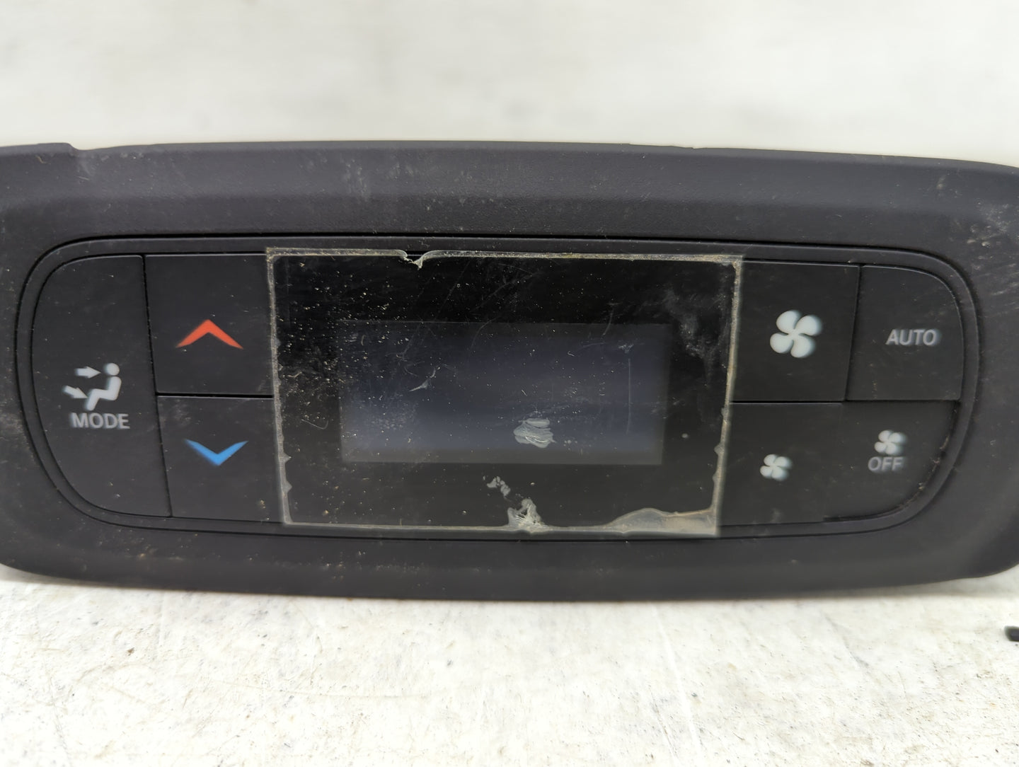 2017-2021 Chrysler Pacifica Climate Control Module Temperature AC/Heater Replacement P/N:P6WL30DX9AA Fits OEM Used Auto Part