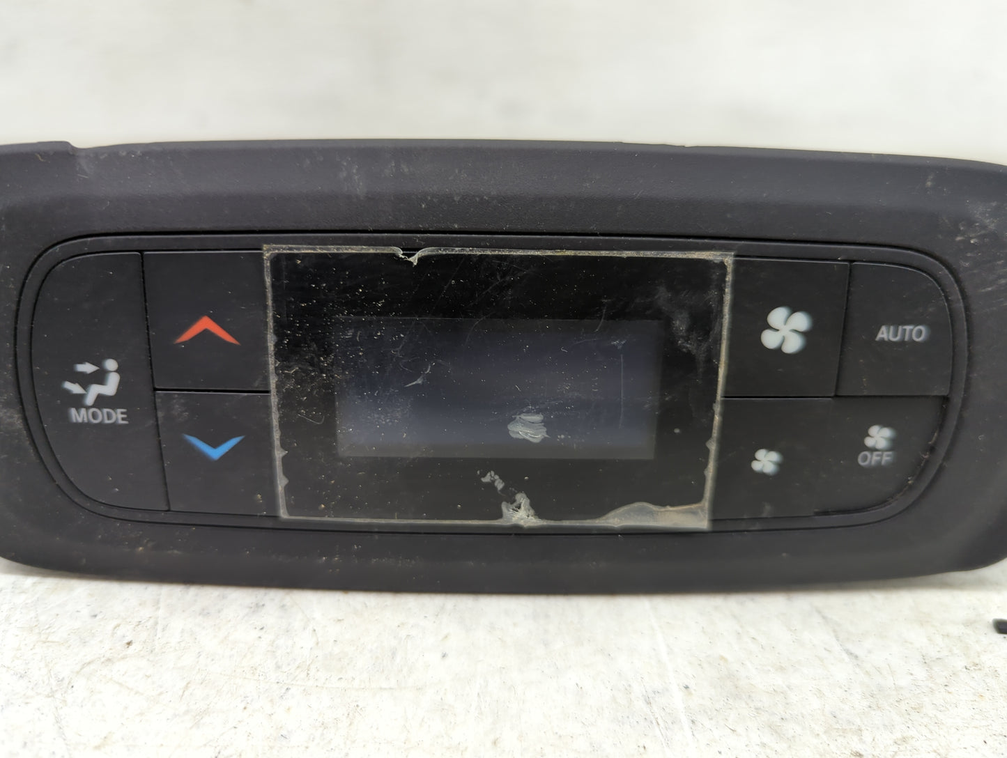 2017-2021 Chrysler Pacifica Climate Control Module Temperature AC/Heater Replacement P/N:P6WL30DX9AA Fits OEM Used Auto Part