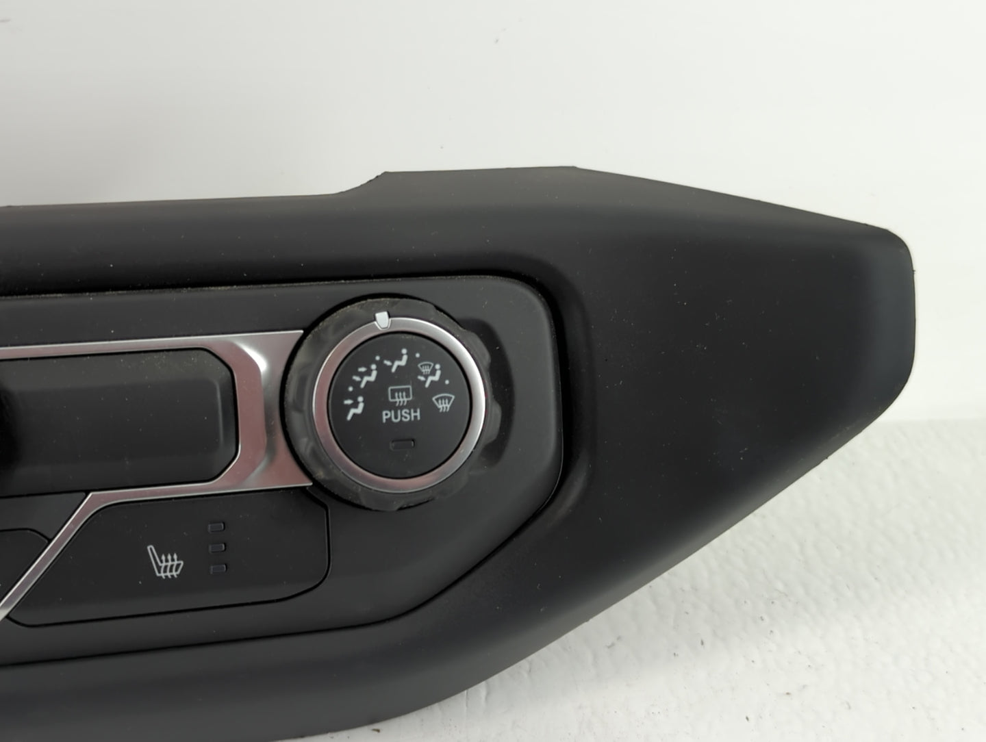 2021-2022 Chrysler Pacifica Climate Control Module Temperature AC/Heater Replacement P/N:P7BU60DX9AA 45301 Fits Fits 2021 20