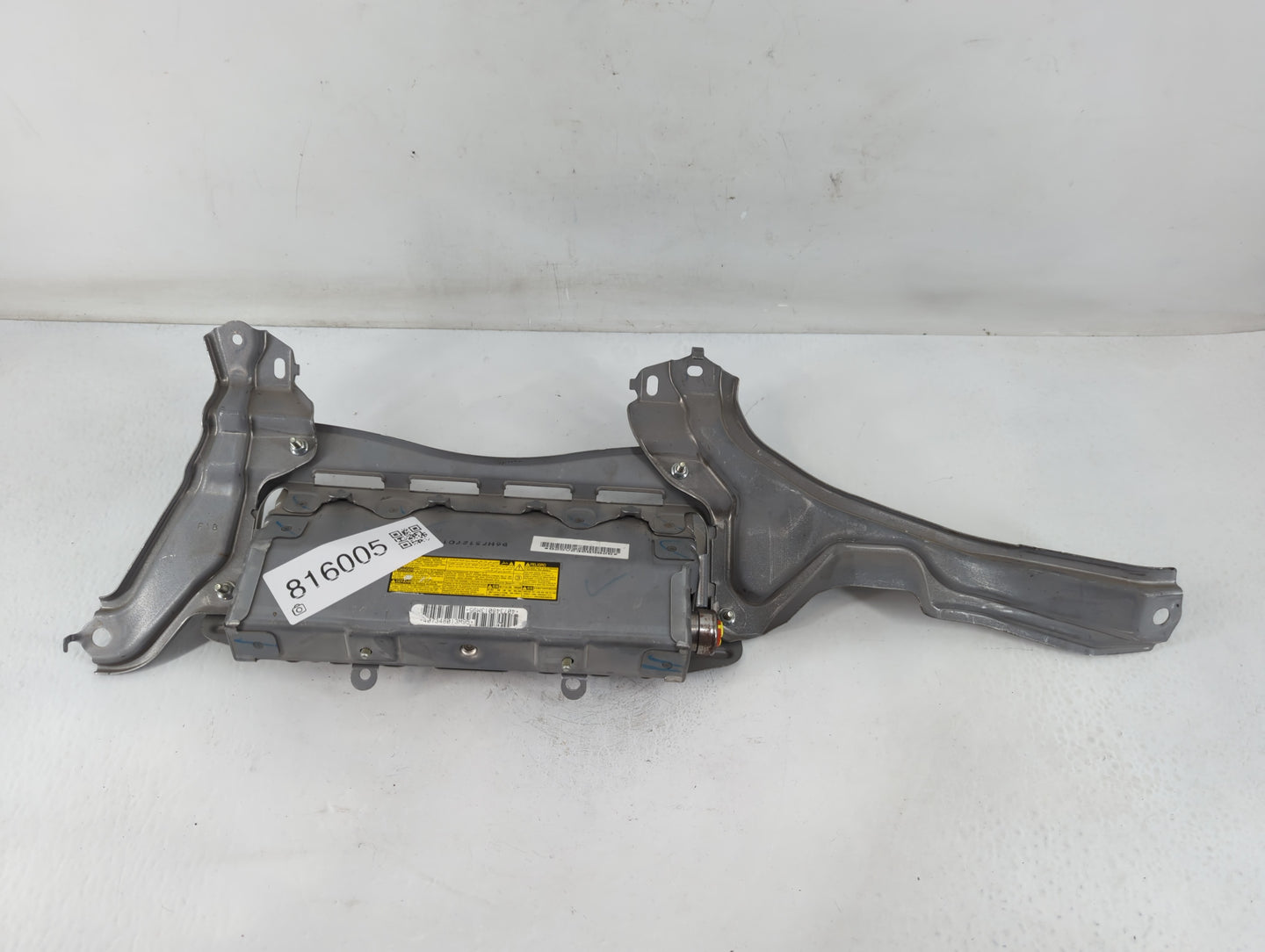 2017-2022 Chrysler Pacifica Air Bag Driver Left Steering Wheel Mounted - Oemusedautoparts1.com