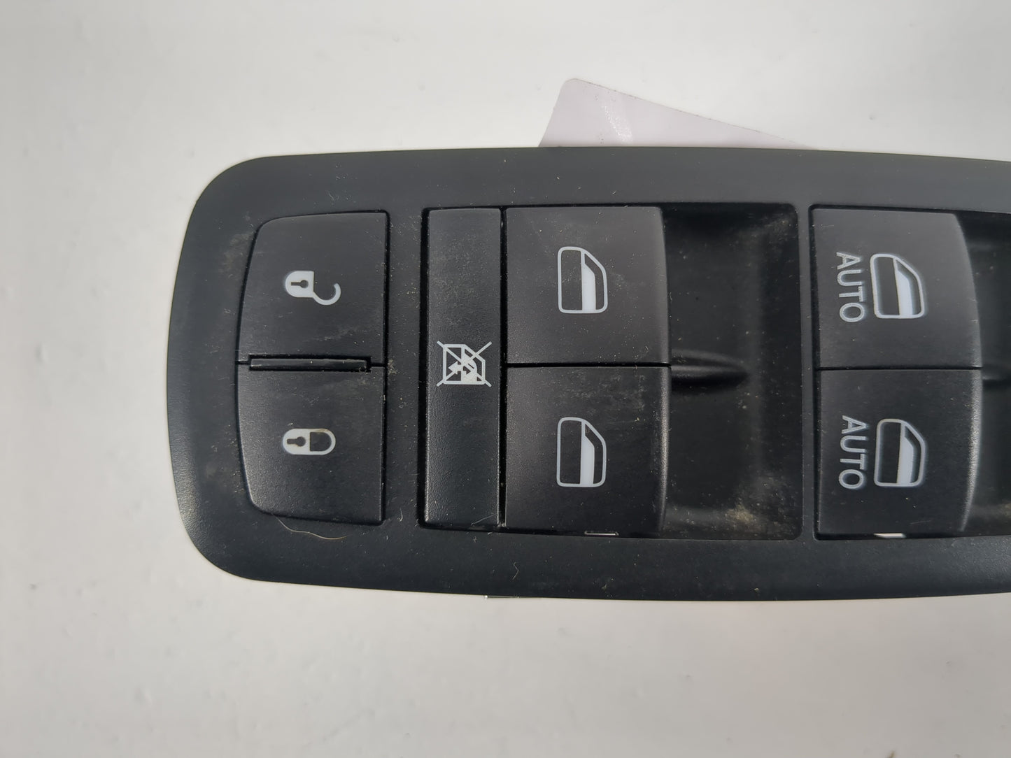 2020-2022 Chrysler Voyager Master Power Window Switch Replacement Driver Side Left P/N:68234092AC Fits OEM Used Auto Parts -