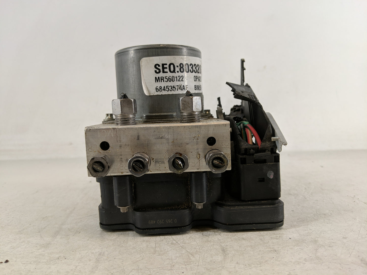 2022 Chrysler Voyager ABS Pump Control Module Replacement P/N:970 277 68453574AF Fits Fits 2020 2021 OEM Used Auto Parts - O