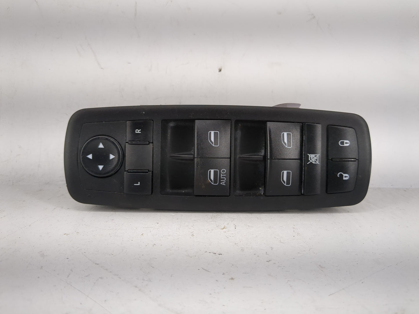 2020-2021 Chrysler Voyager Master Power Window Switch Replacement Driver Side Left P/N:68275252AE Fits OEM Used Auto Parts -