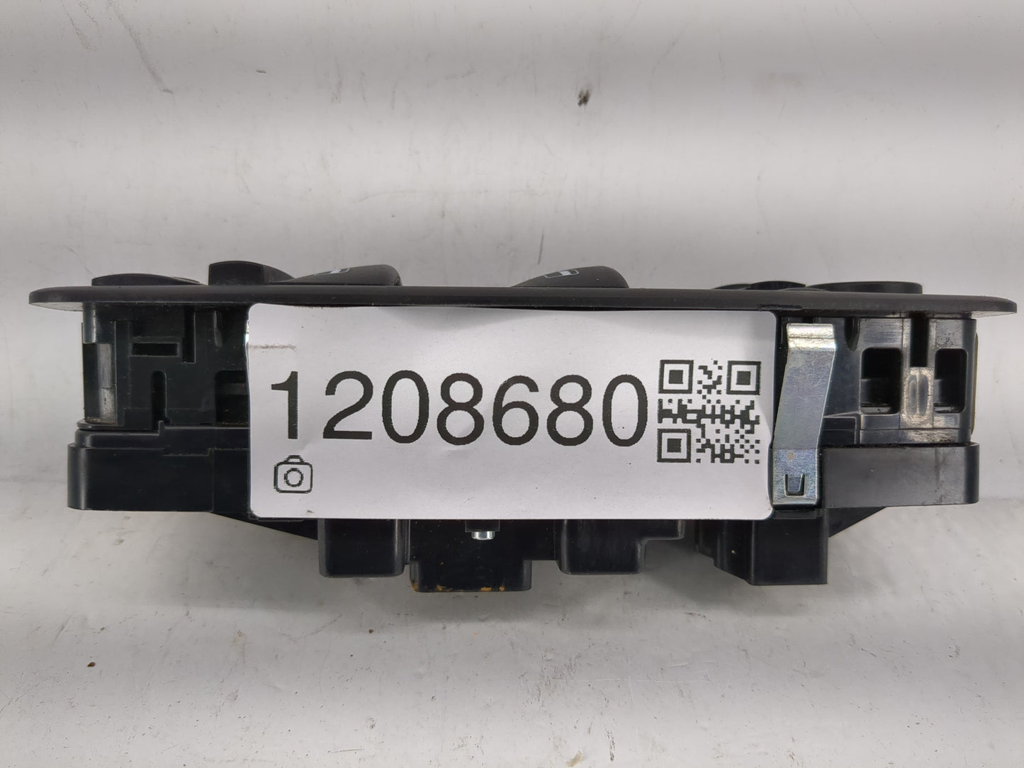 2020-2021 Chrysler Voyager Master Power Window Switch Replacement Driver Side Left P/N:68275252AE Fits OEM Used Auto Parts -