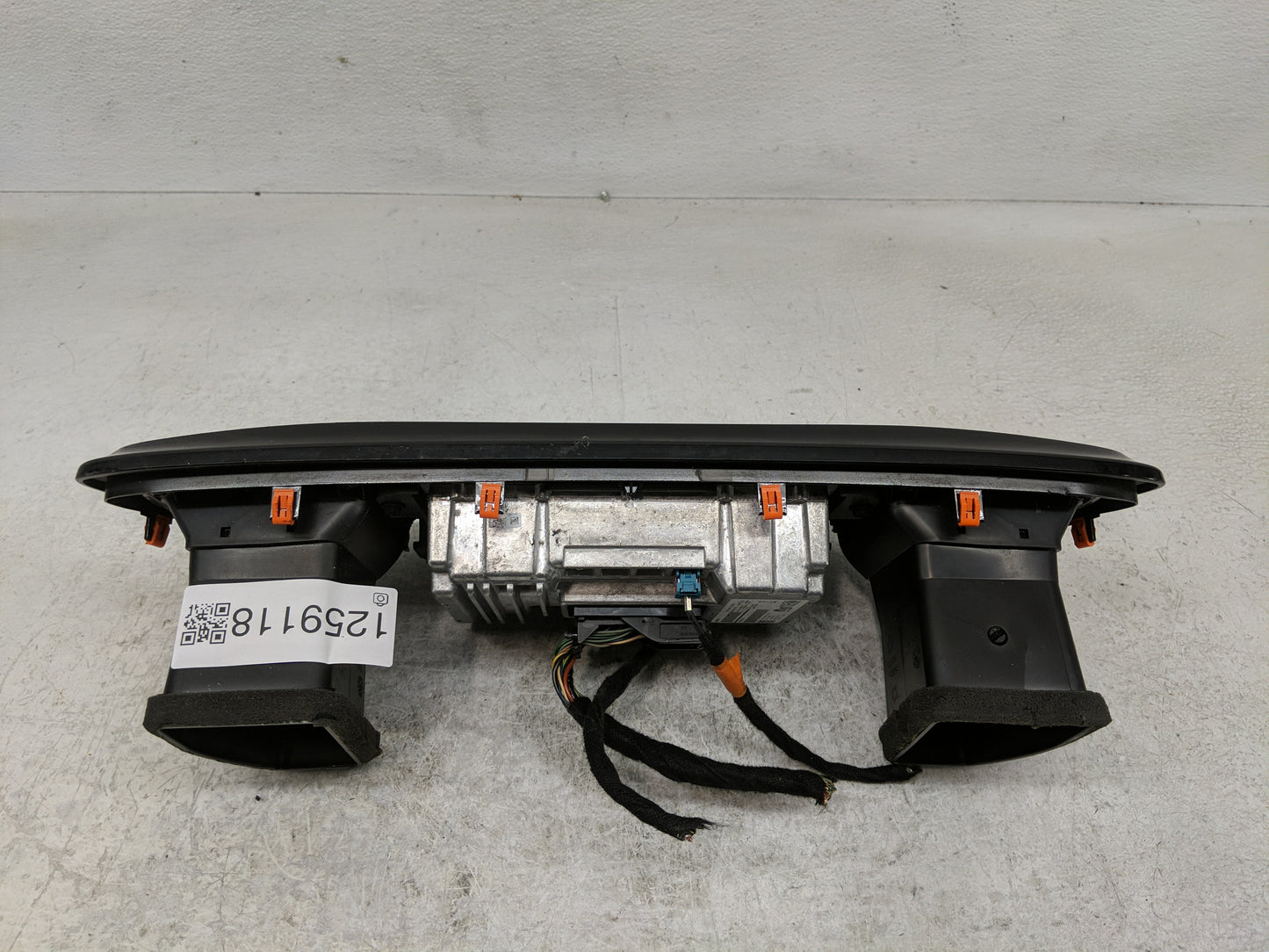 2021 Chrysler Voyager Radio AM FM Cd Player Receiver Replacement P/N:P68467247AC Fits OEM Used Auto Parts - Oemusedautoparts