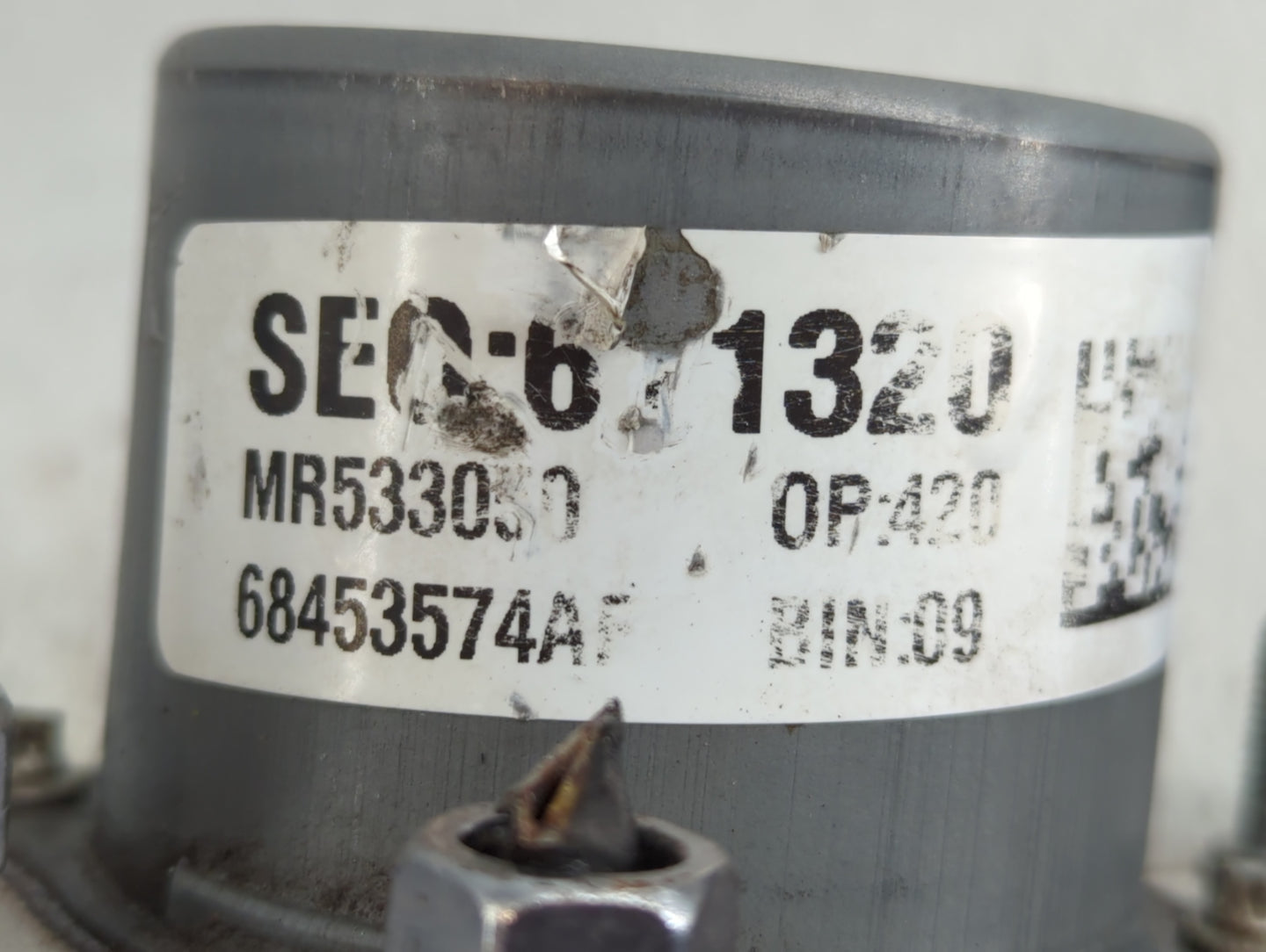 2022 Chrysler Voyager ABS Pump Control Module Replacement P/N:68577673AA Fits Fits 2020 2021 OEM Used Auto Parts - Oemusedau