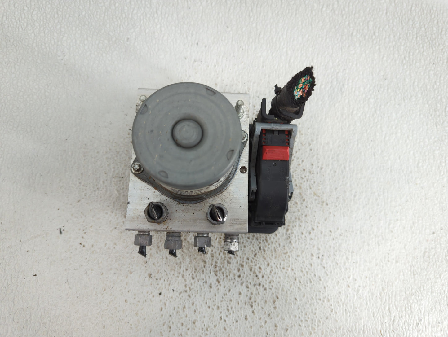 2022 Chrysler Voyager ABS Pump Control Module Replacement P/N:68577673AA Fits Fits 2020 2021 OEM Used Auto Parts - Oemusedau