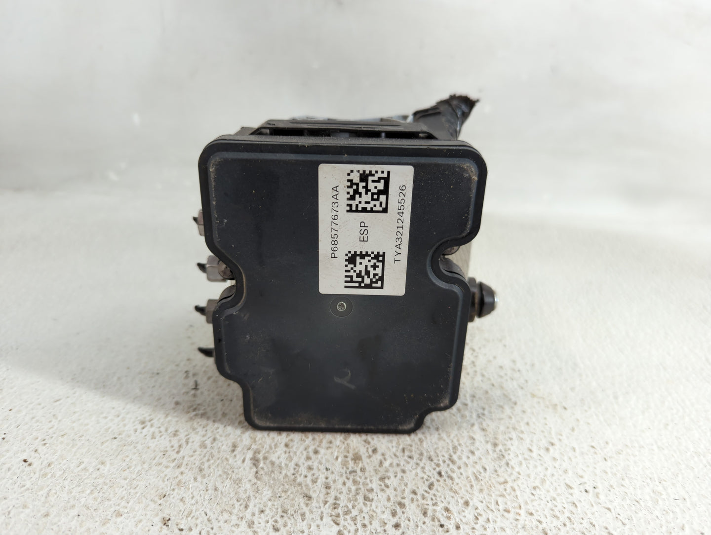 2022 Chrysler Voyager ABS Pump Control Module Replacement P/N:68577673AA Fits Fits 2020 2021 OEM Used Auto Parts - Oemusedau