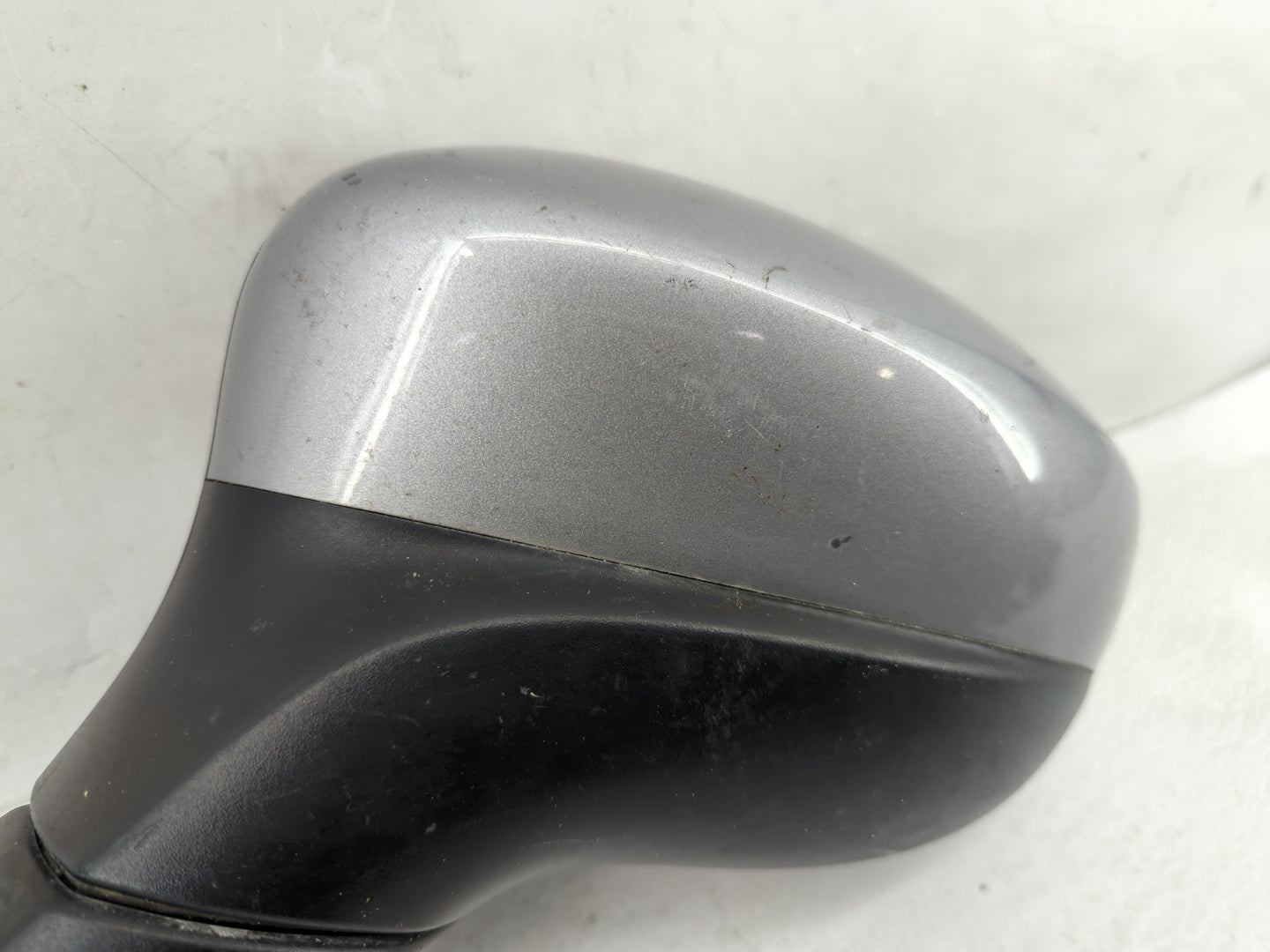 2020-2021 Chrysler Voyager Driver Side View Mirror - Left Door Mirror OEM Used - Oemusedautoparts1.com