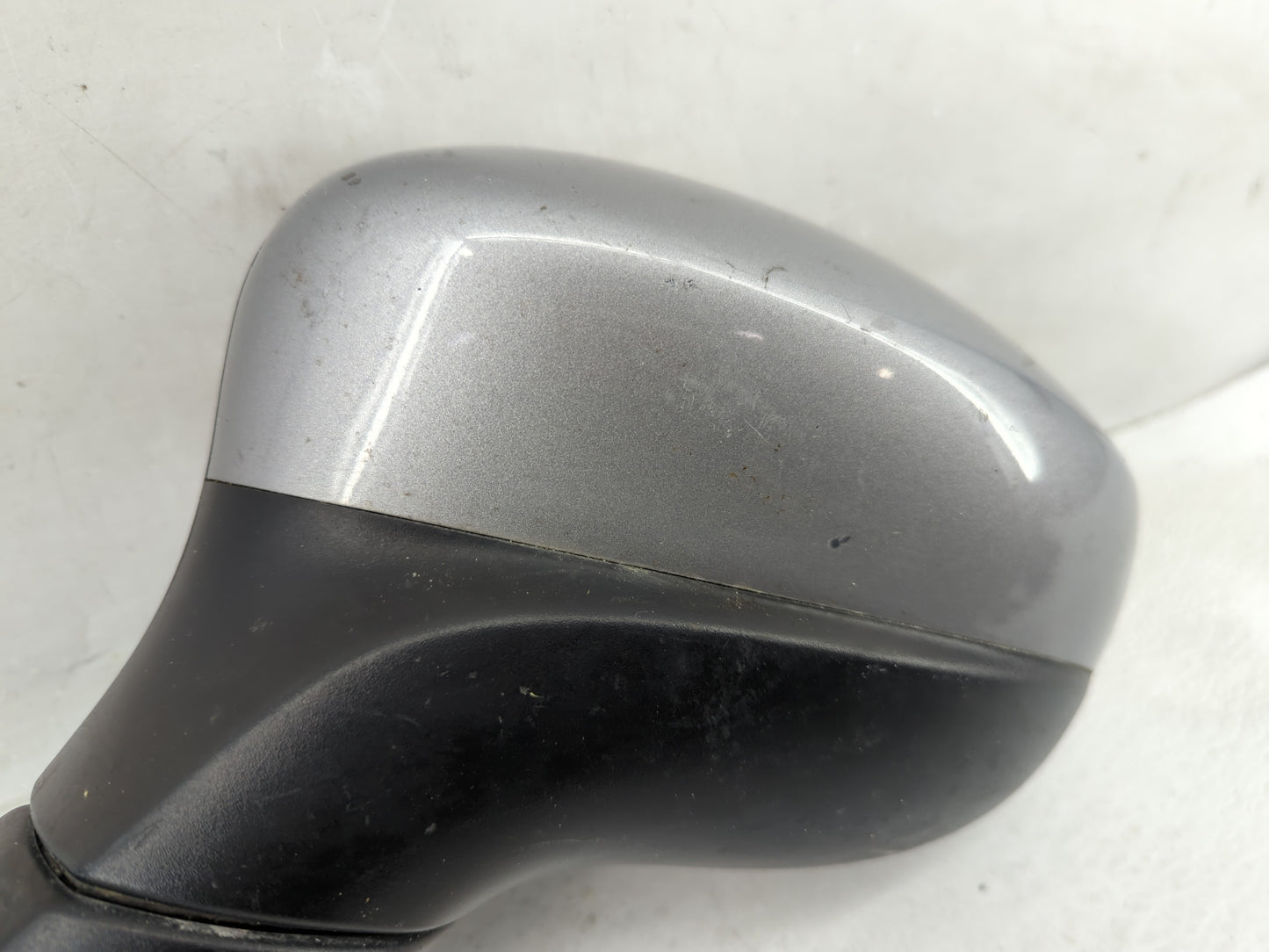 2020-2021 Chrysler Voyager Driver Side View Mirror - Left Door Mirror OEM Used - Oemusedautoparts1.com