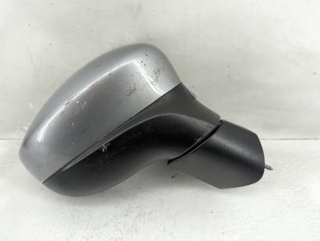 2020-2021 Chrysler Voyager Passenger Side View Mirror - Right Door Mirror OEM Used - Oemusedautoparts1.com