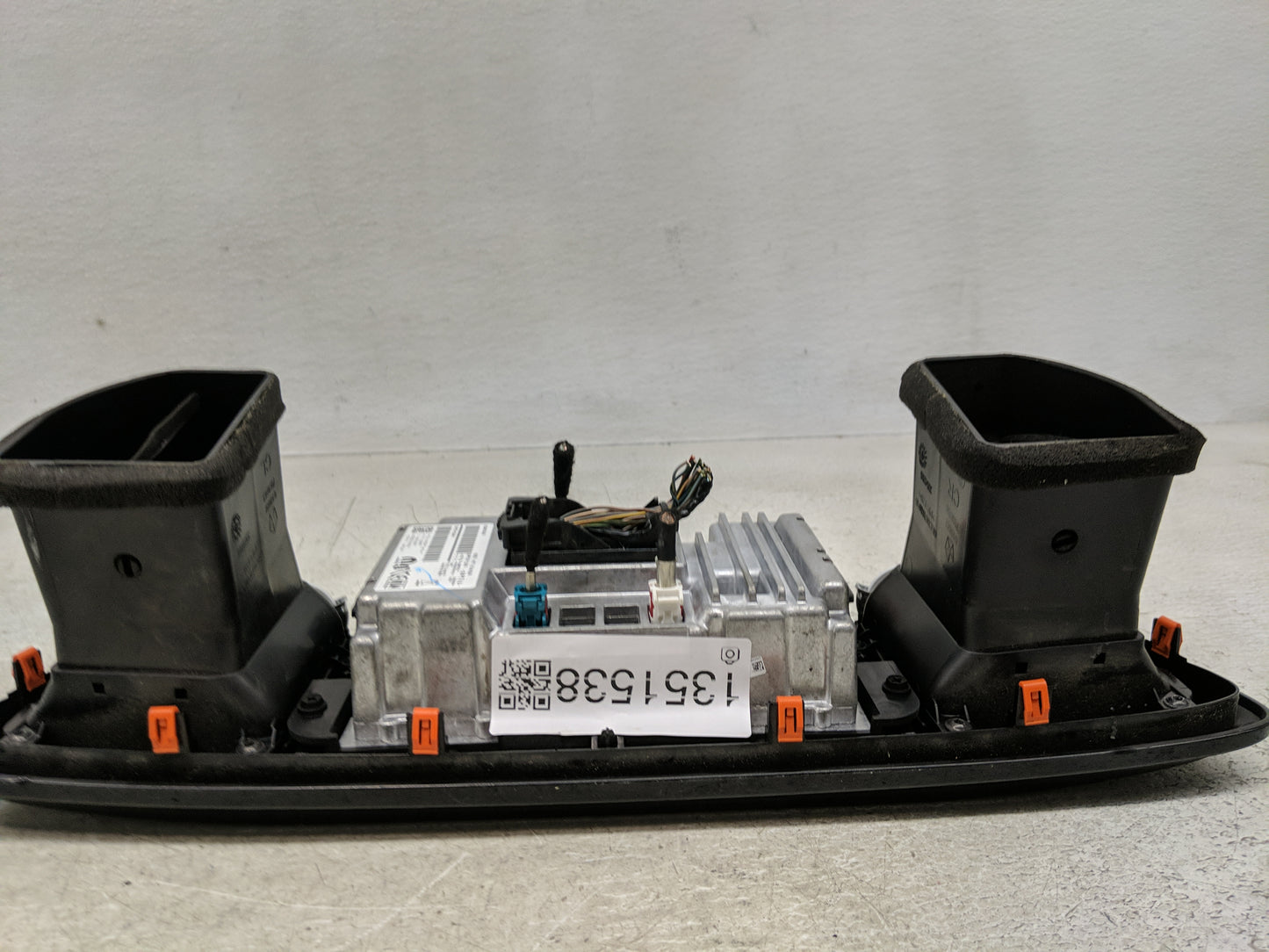 2021-2021 Chrysler Voyager Radio Control Panel - Oemusedautoparts1.com