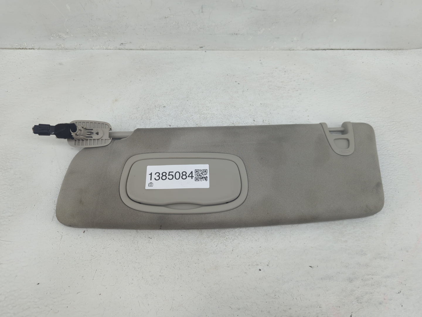 2020-2021 Chrysler Voyager Sun Visor Shade Replacement Driver Left Mirror Fits Fits 2020 2021 2022 OEM Used Auto Parts - Oem