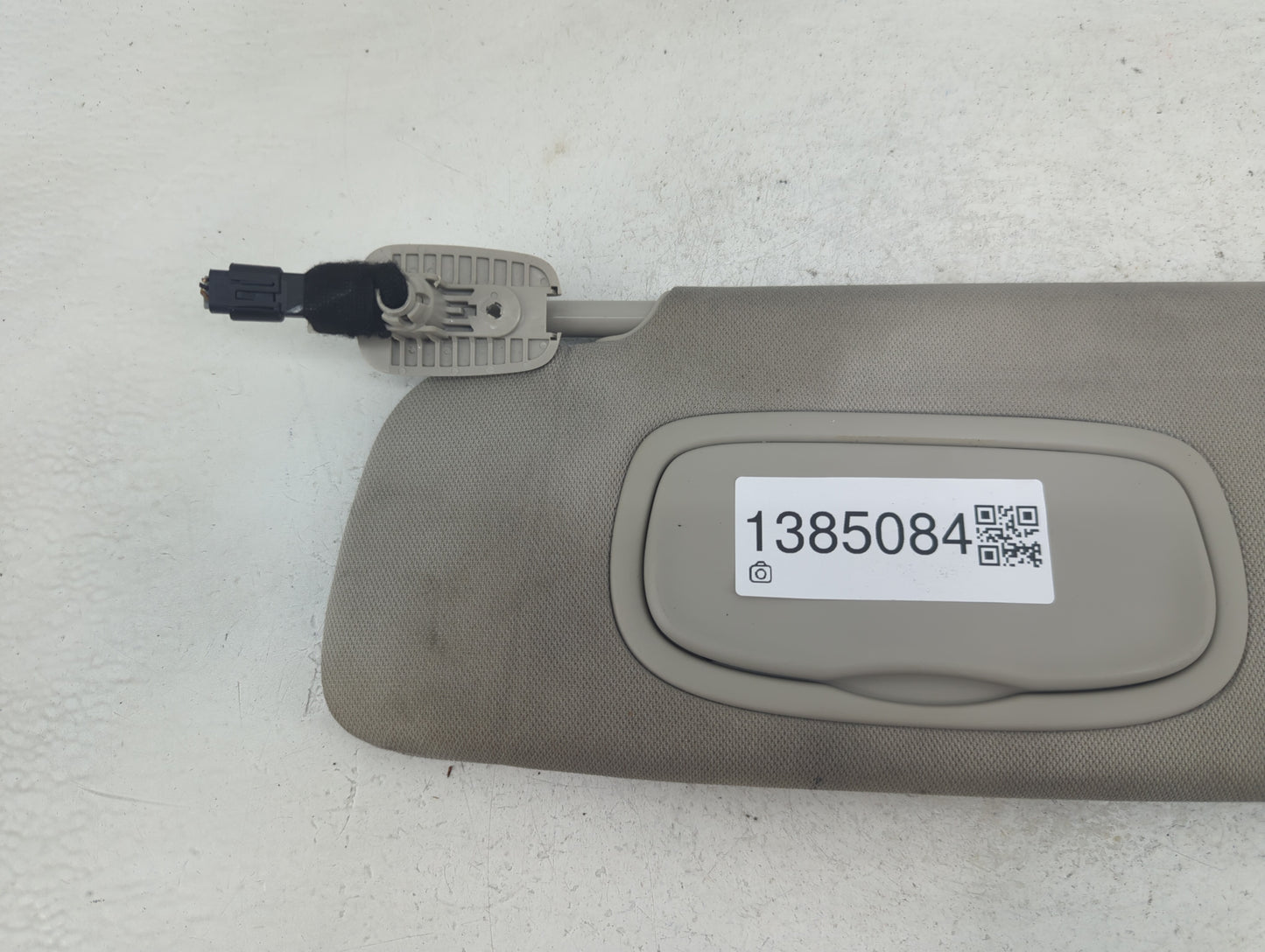 2020-2021 Chrysler Voyager Sun Visor Shade Replacement Driver Left Mirror Fits Fits 2020 2021 2022 OEM Used Auto Parts - Oem