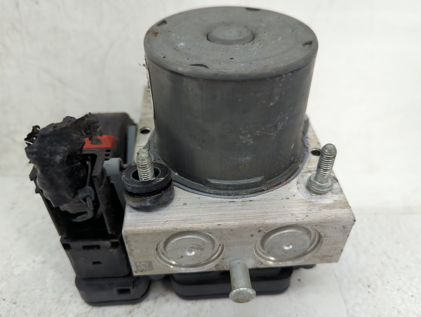 2022 Chrysler Voyager ABS Pump Control Module Replacement Fits Fits 2020 2021 OEM Used Auto Parts - Oemusedautoparts1.com