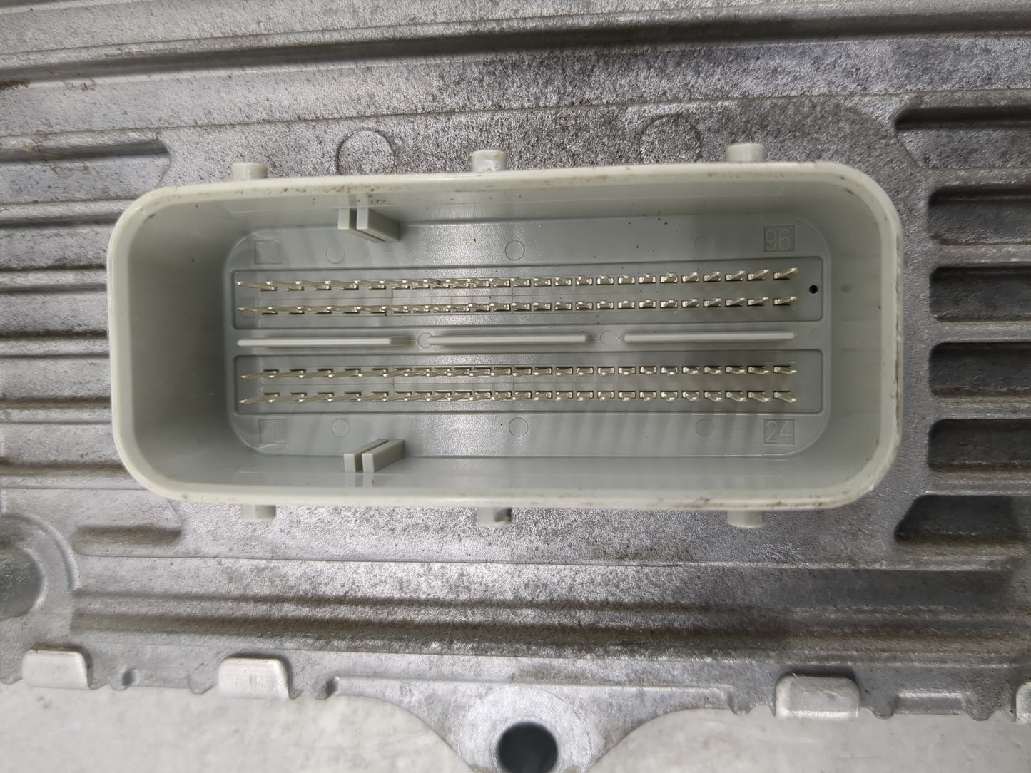2021-2022 Chrysler Voyager PCM Engine Control Computer ECU ECM PCU OEM P/N:68434928aa Fits Fits 2020 2021 2022 OEM Used Auto