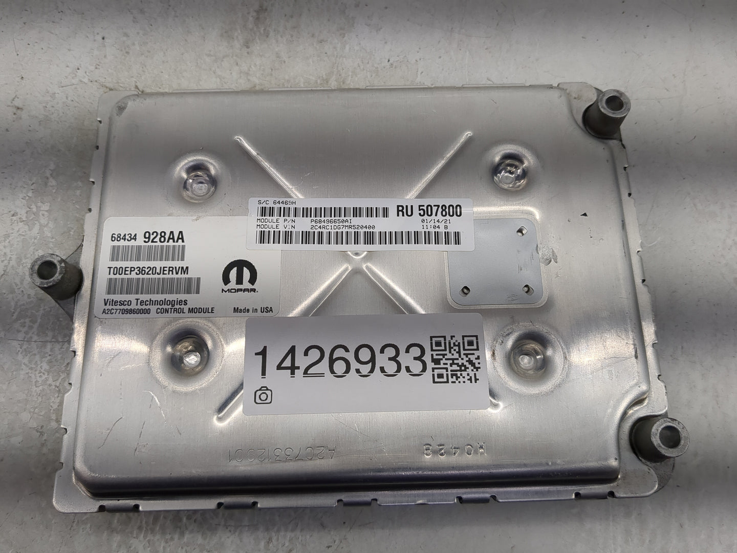 2021-2022 Chrysler Voyager PCM Engine Control Computer ECU ECM PCU OEM P/N:P68496650AI 68434928AA Fits Fits 2020 2021 2022 O