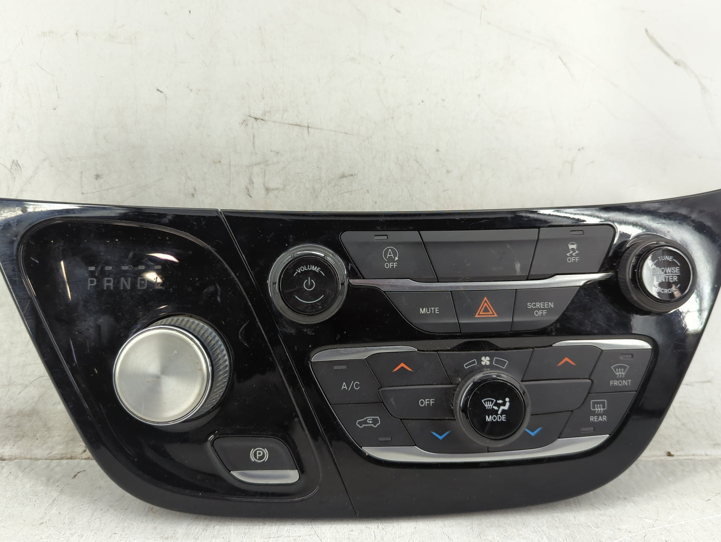 2021-2022 Chrysler Voyager Climate Control Module Temperature AC/Heater Replacement P/N:P7AS371X8AA Fits Fits 2021 2022 OEM 