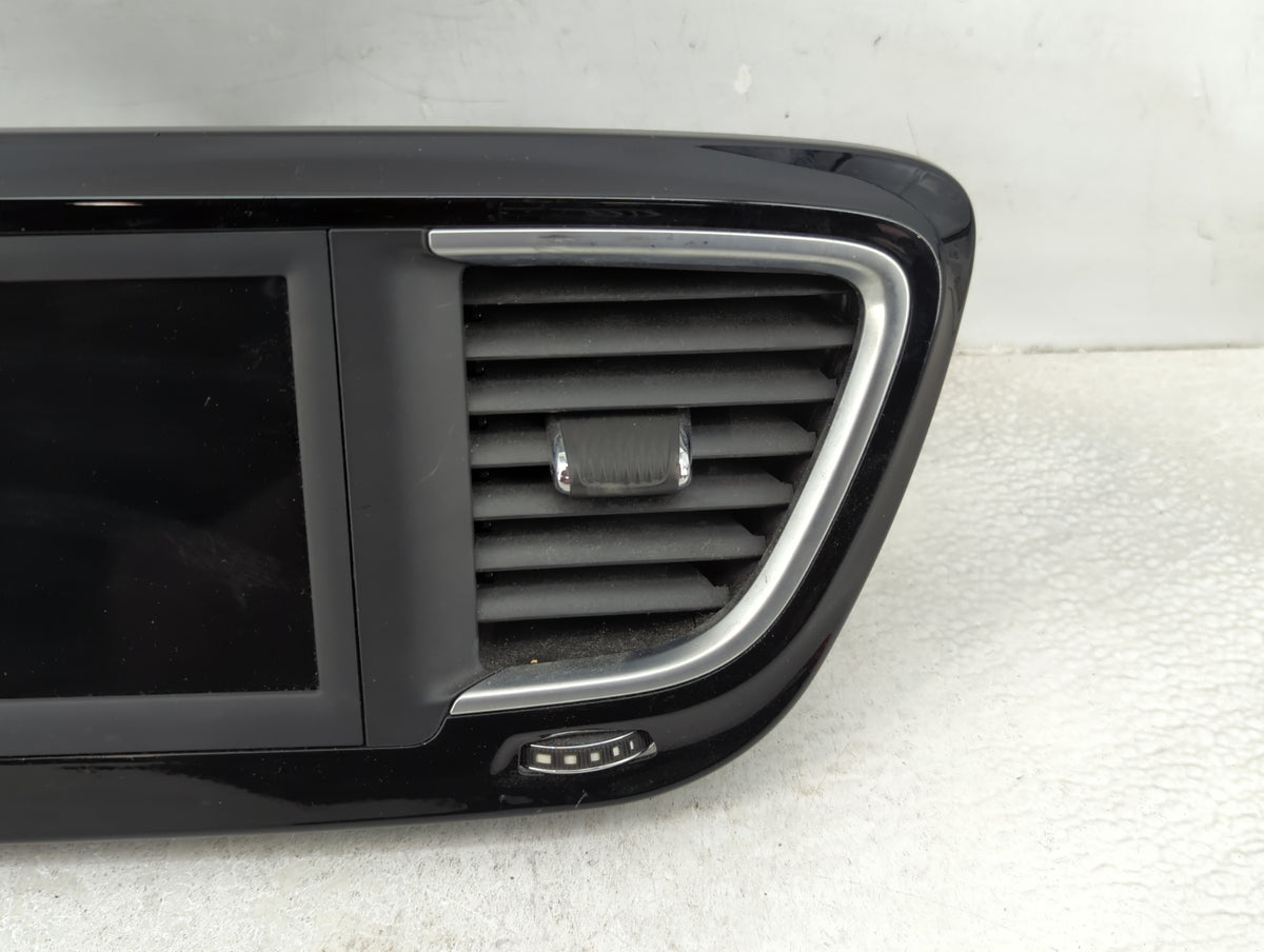 2021 Chrysler Voyager Radio AM FM Cd Player Receiver Replacement P/N:3432A-0069TR 68467247AB Fits OEM Used Auto Parts - Oemu