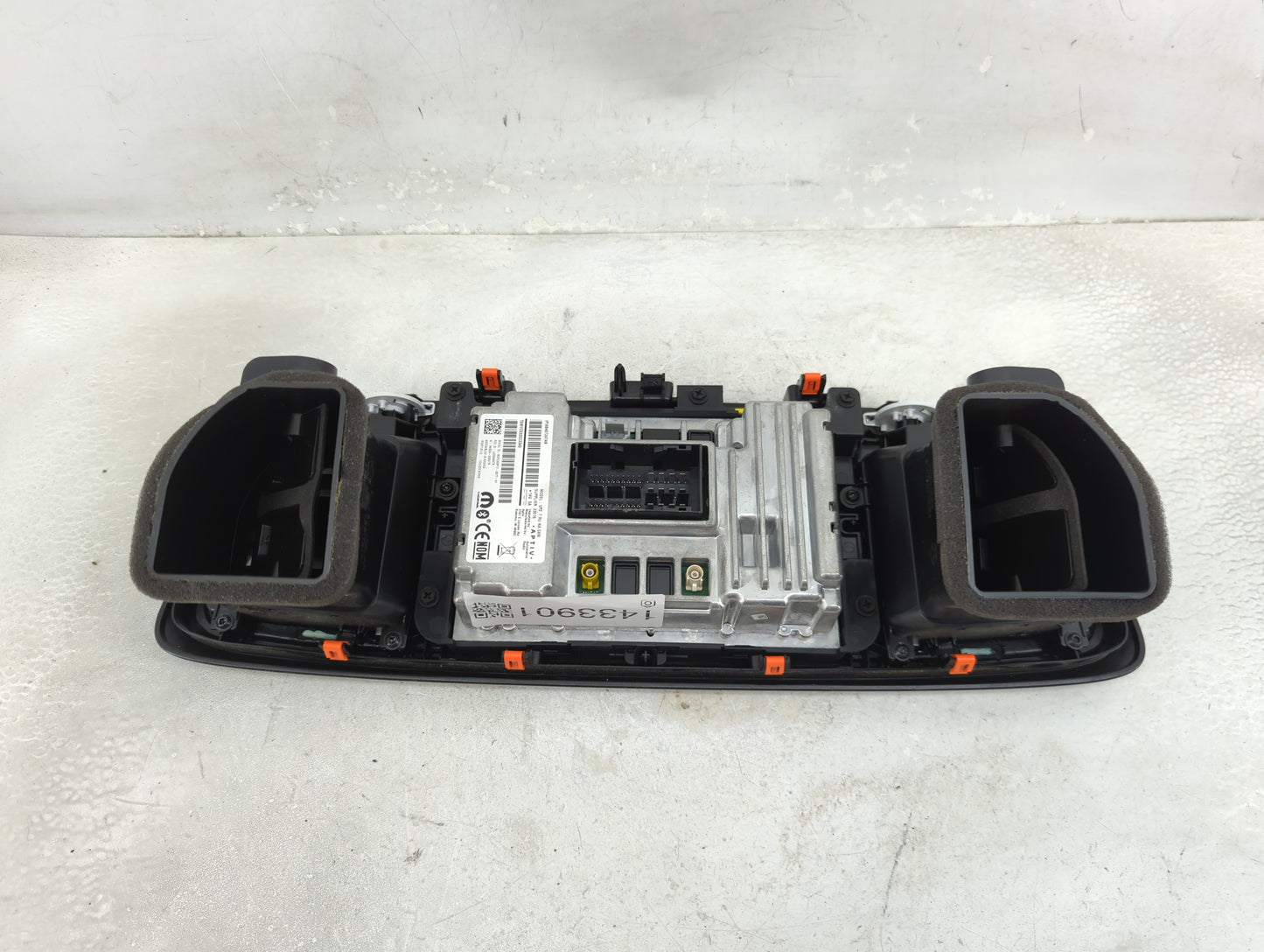 2021 Chrysler Voyager Information Display Screen Black - Oemusedautoparts1.com