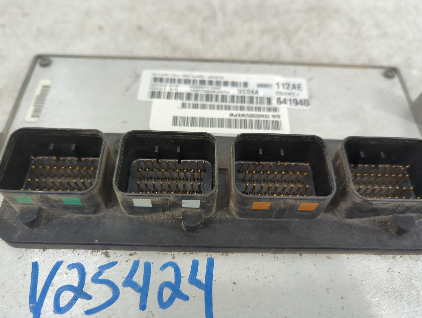 2021-2022 Chrysler Voyager PCM Engine Control Computer ECU ECM PCU OEM P/N:P68057112AE Fits Fits 2020 2021 2022 OEM Used Aut