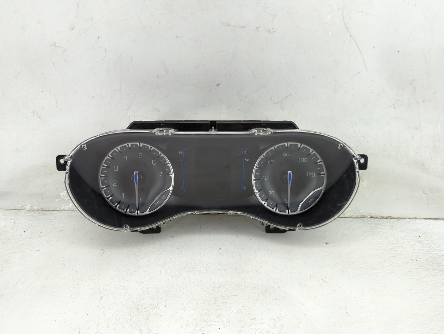 2021 Chrysler Voyager Instrument Cluster Speedometer Gauges P/N:68436253AE CR-0046-401-MR-CEAE Miles: Fits OEM Used Auto Par