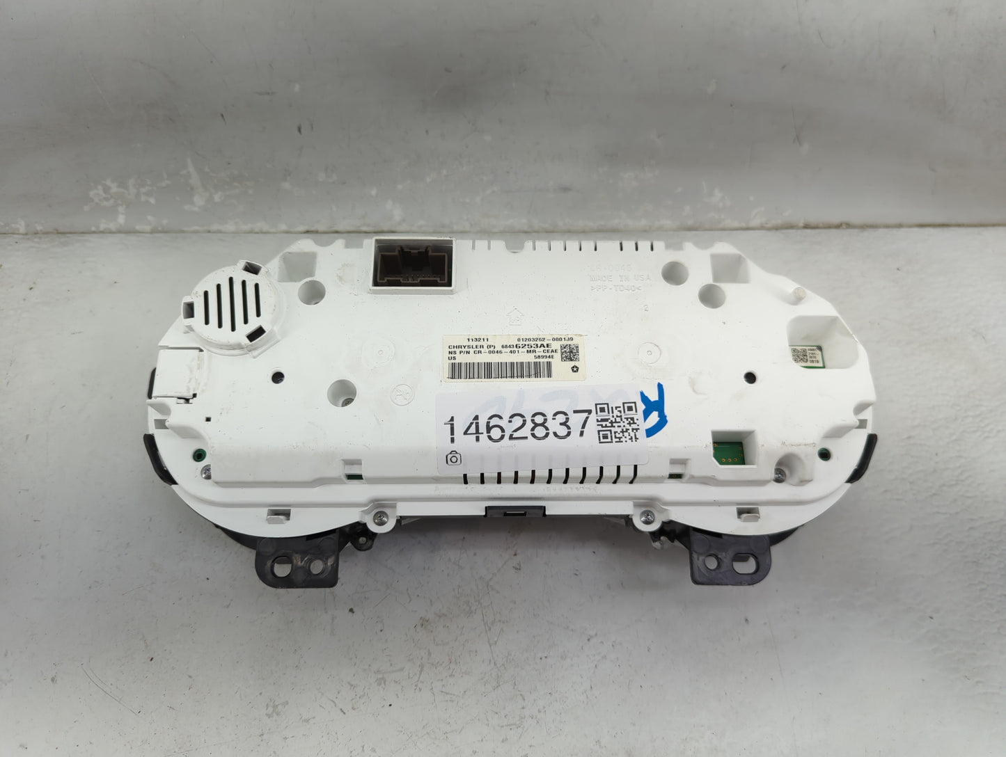 2021 Chrysler Voyager Instrument Cluster Speedometer Gauges P/N:68436253AE CR-0046-401-MR-CEAE Miles: Fits OEM Used Auto Par