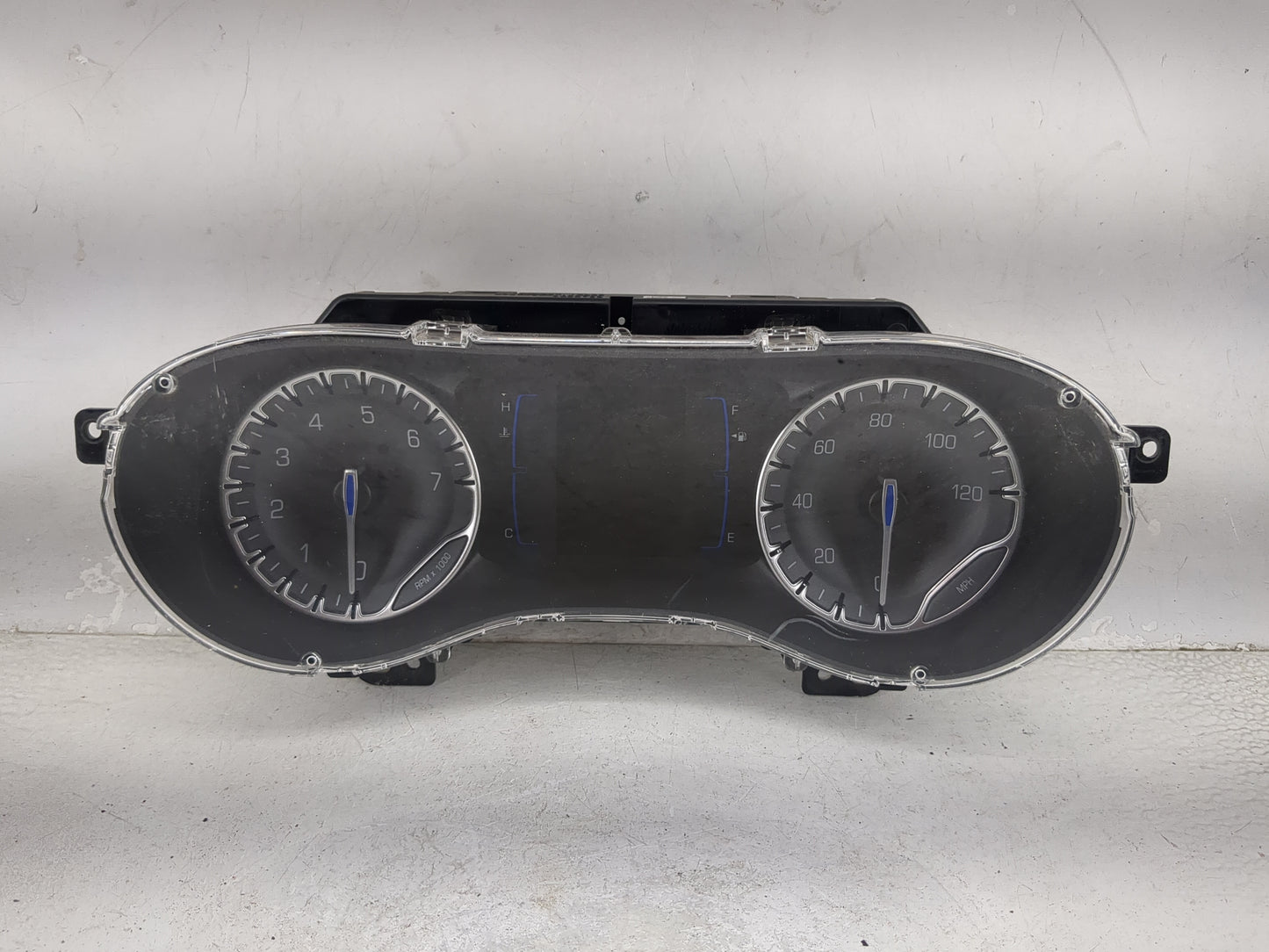 2021 Chrysler Voyager Instrument Cluster Speedometer Gauges P/N:68436253AE CR-0046-401-MF-CEAE Miles: Fits OEM Used Auto Par