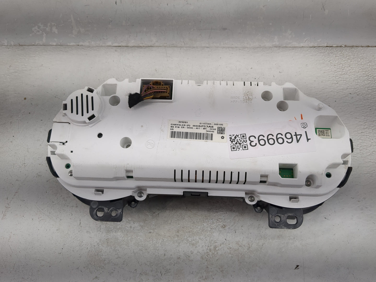 2021 Chrysler Voyager Instrument Cluster Speedometer Gauges P/N:68436253AE CR-0046-401-MF-CEAE Miles: Fits OEM Used Auto Par