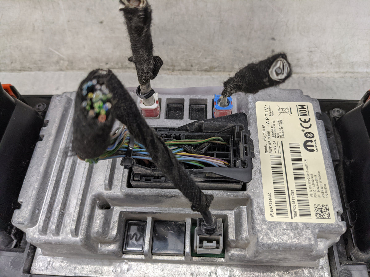 2020-2021 Chrysler Voyager Information Radio Display Screen - Oemusedautoparts1.com