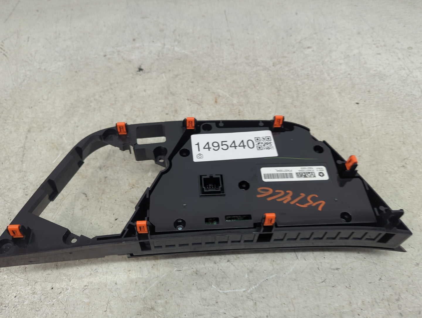 2021-2022 Chrysler Voyager Climate Control Module Temperature AC/Heater Replacement P/N:P7AS371X8AA 45301 S Fits Fits 2021 2