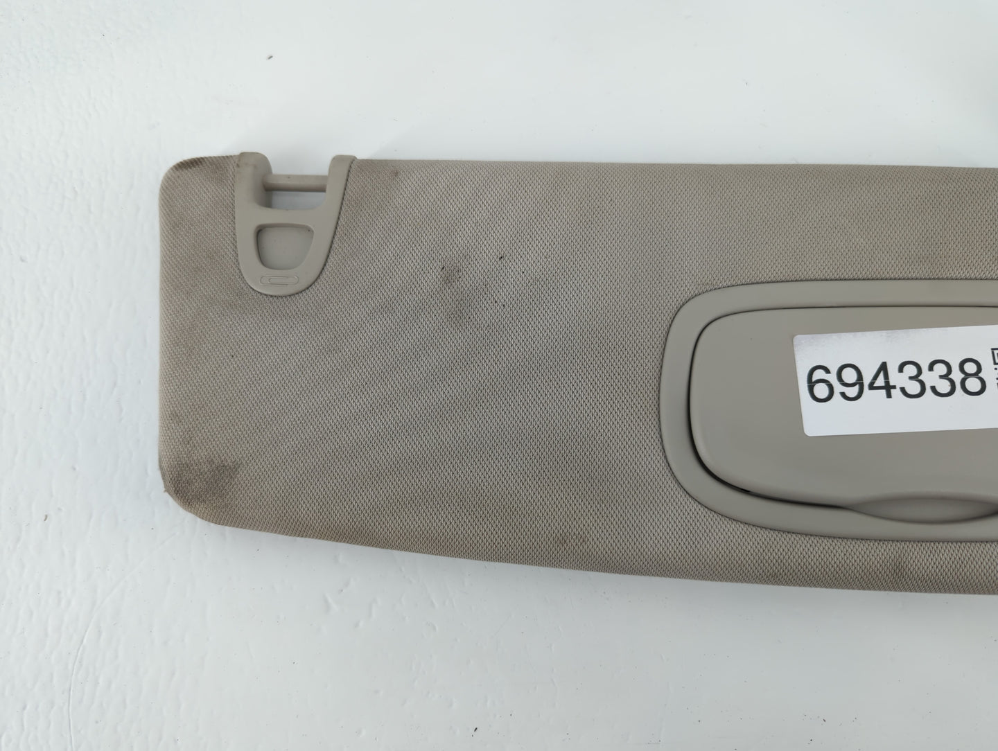 2020-2022 Chrysler Voyager Sun Visor Shade Replacement Passenger Right Mirror Fits Fits 2020 2021 2022 OEM Used Auto Parts -