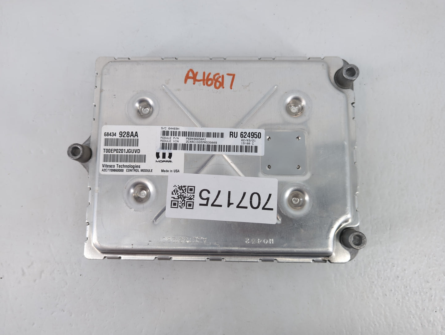 2021-2022 Chrysler Voyager PCM Engine Control Computer ECU ECM PCU OEM P/N:P68496650AI 68434928AA Fits Fits 2020 2021 2022 O