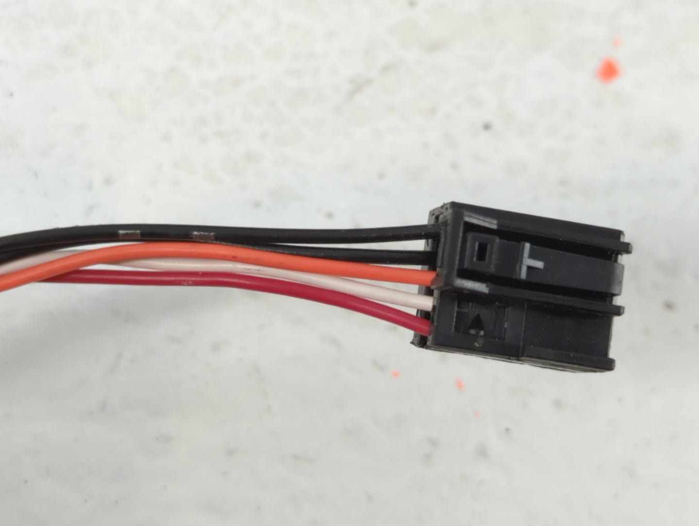 2020-2021 Chrysler Voyager Side Mirror Replacement Driver Left View Door Mirror P/N:SWZ11AXRA Fits Fits 2020 2021 2022 OEM U