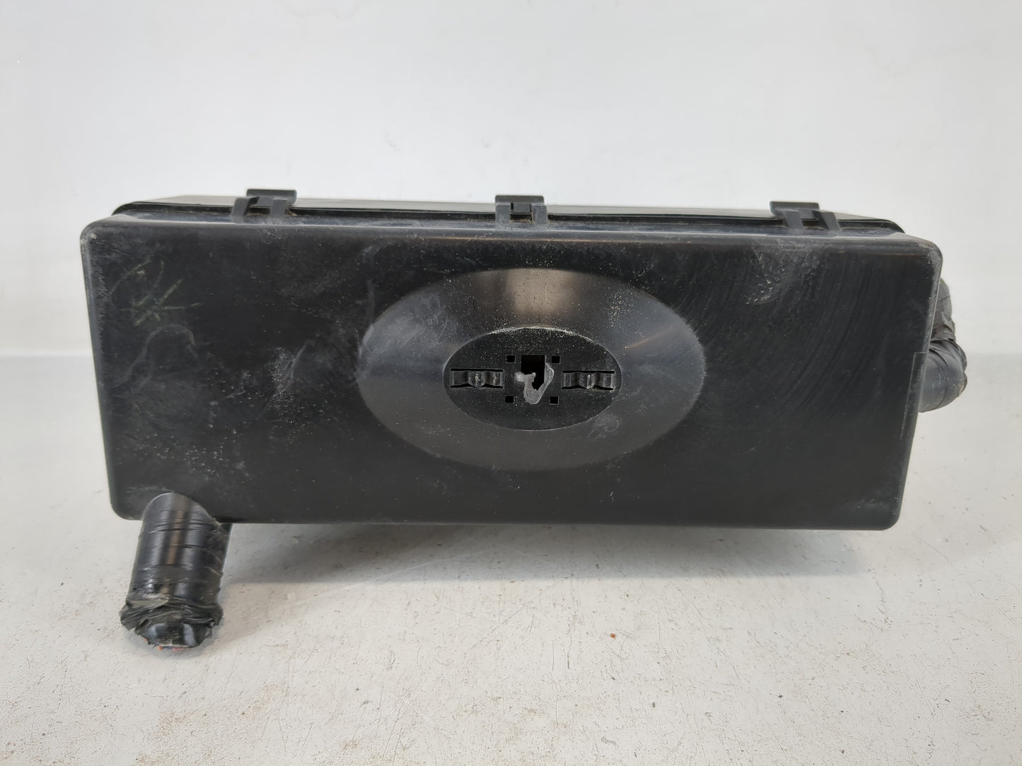 2021-2022 Dodge Challenger Fusebox Fuse Box Panel Relay Module P/N:P68487486AB Fits Fits 2021 2022 OEM Used Auto Parts - Oem