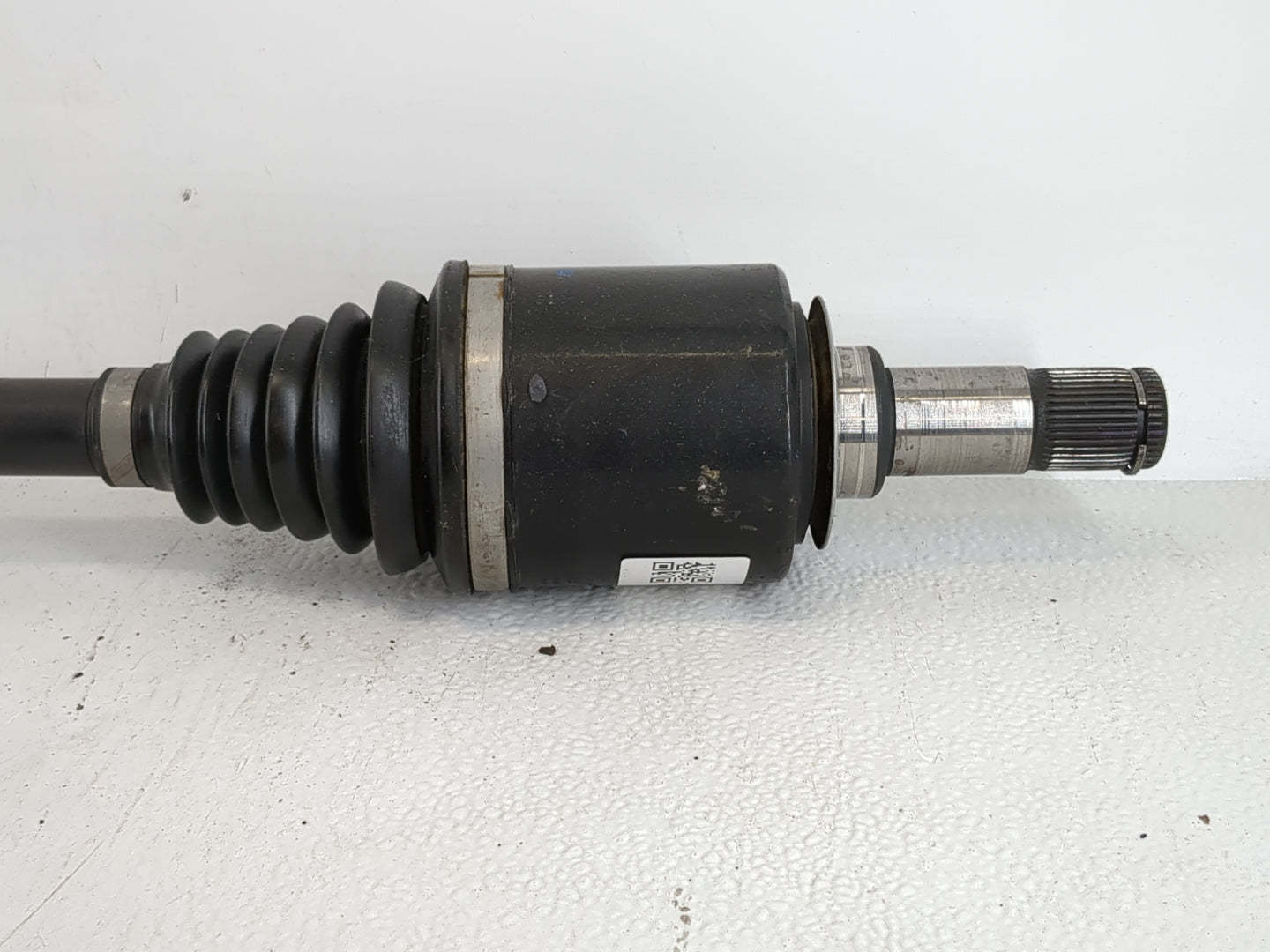 2015-2022 Dodge Challenger Axle Shaft Front Driver Cv C/v - Oemusedautoparts1.com