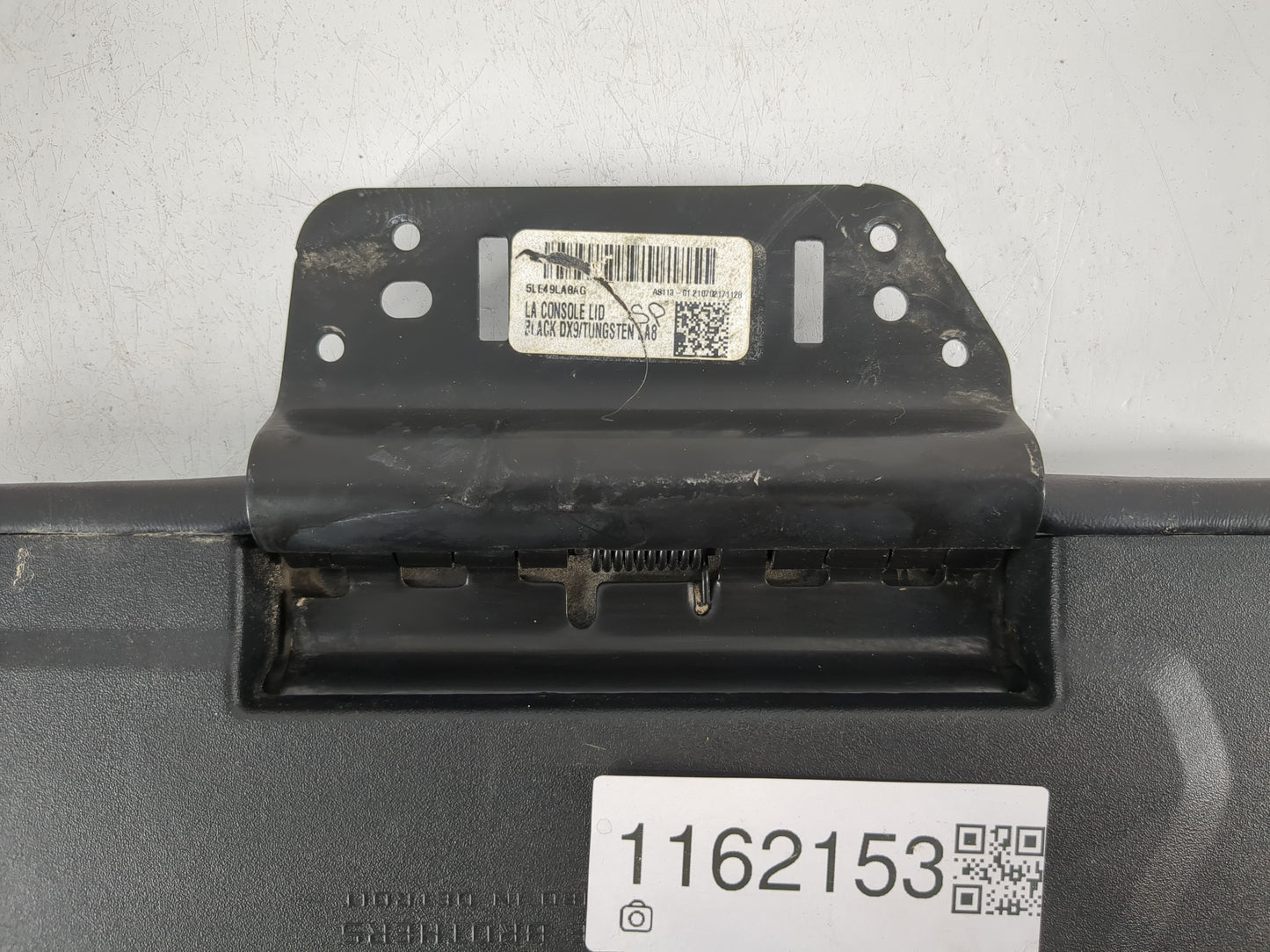 2015-2022 Dodge Challenger Center Console Armrest Cover Lid P/N:5LE49LA8AG Fits Fits 2015 2016 2017 2018 2019 2020 2021 2022
