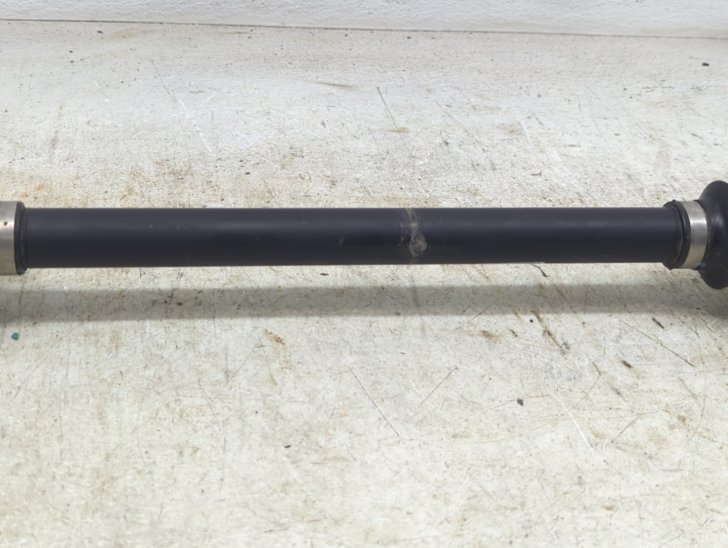 2015-2022 Dodge Challenger Axle Shaft Rear Passenger Cv C/v - Oemusedautoparts1.com