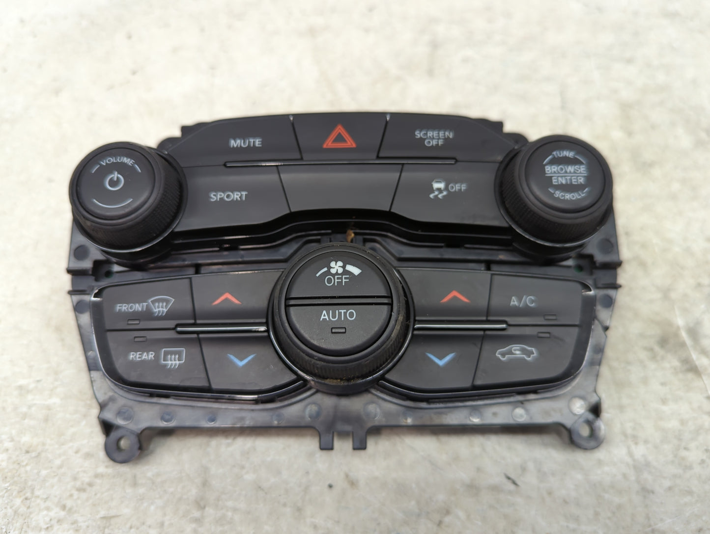 2021 Dodge Challenger Climate Control Module Temperature AC/Heater Replacement P/N:68293606AE 6TD481X8AA Fits OEM Used Auto 