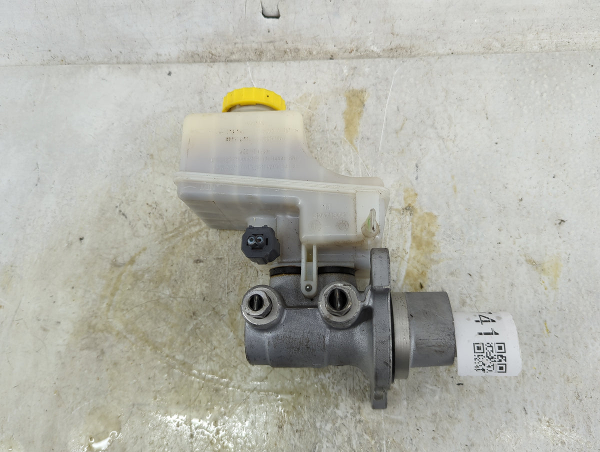 2008-2022 Dodge Challenger Brake Master Cylinder - Oemusedautoparts1.com