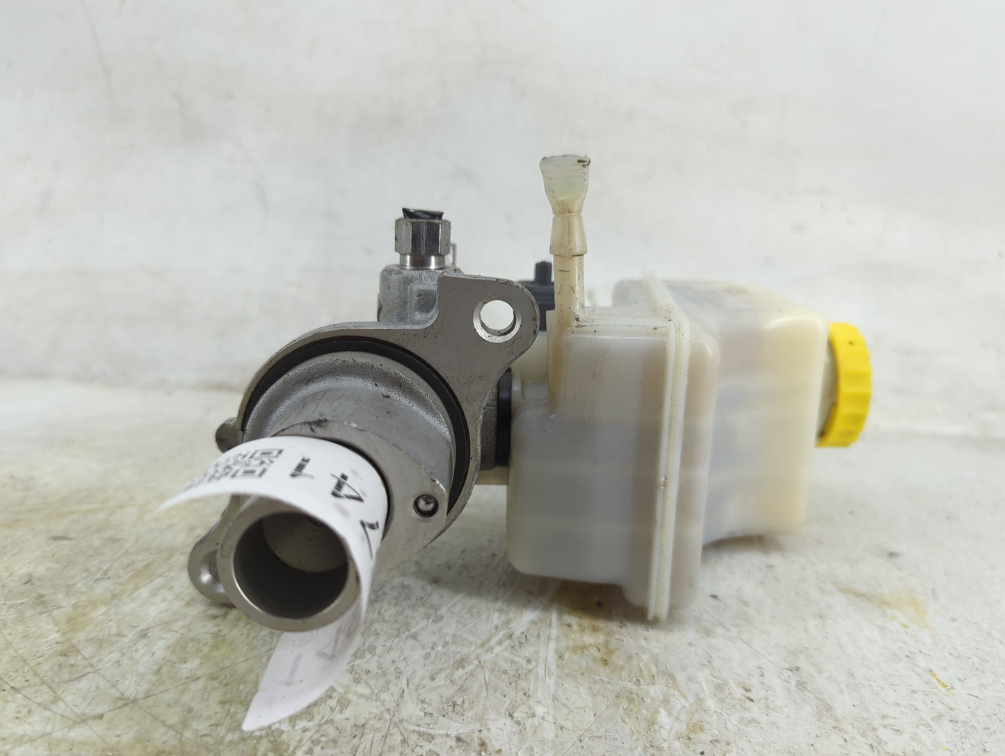 2008-2022 Dodge Challenger Brake Master Cylinder - Oemusedautoparts1.com