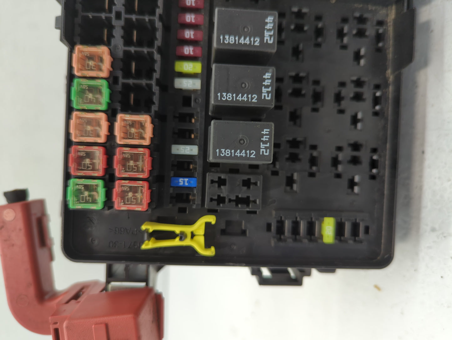 2021-2022 Dodge Challenger Fusebox Fuse Box Panel Relay Module P/N:P68498586AB Fits Fits 2021 2022 OEM Used Auto Parts - Oem