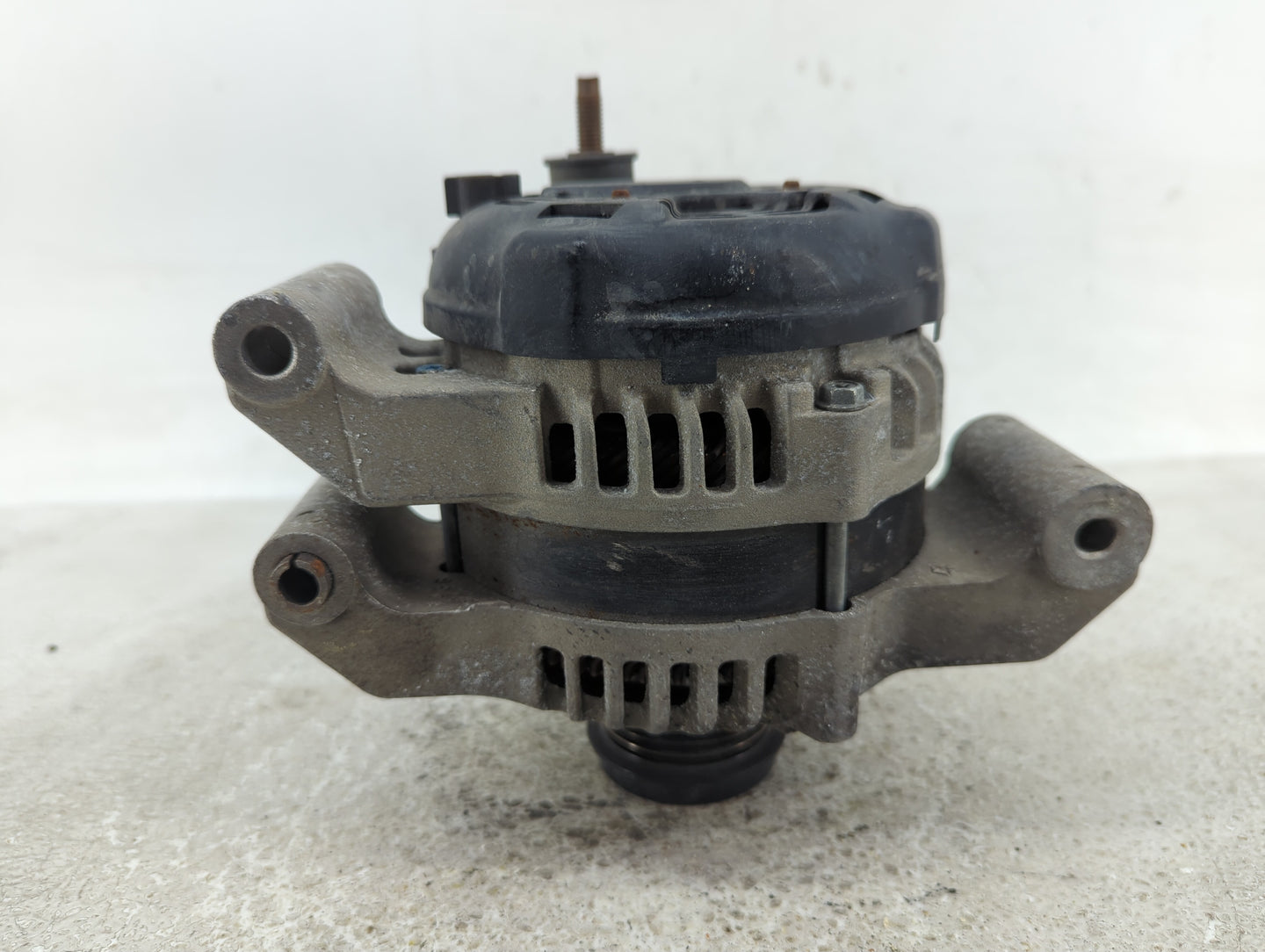 2021 Dodge Charger Alternator Replacement Generator Charging Assembly Engine OEM Fits OEM Used Auto Parts - Oemusedautoparts