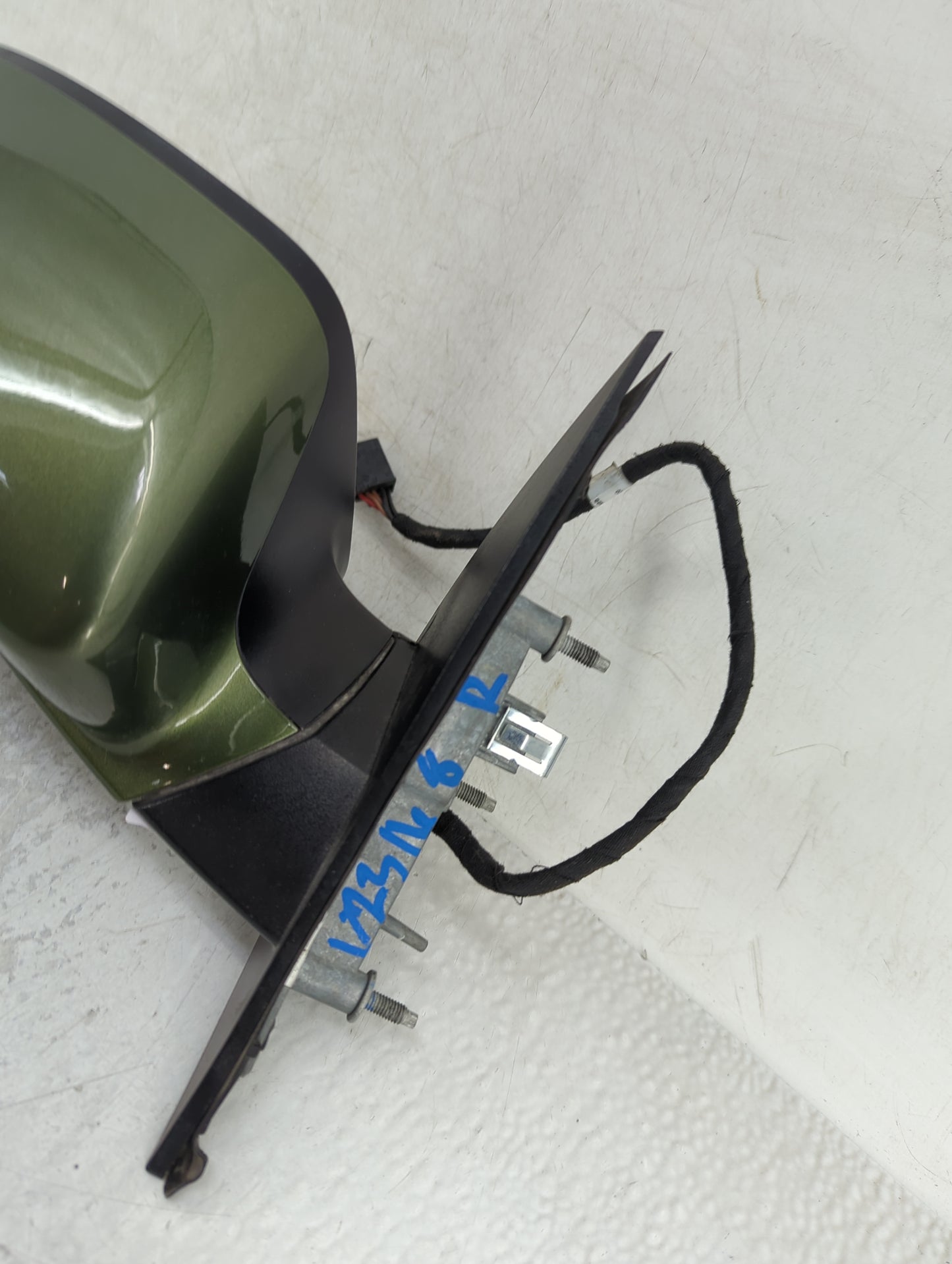 2021-2022 Dodge Charger Passenger Side View Mirror - Right Door Mirror OEM Used - Oemusedautoparts1.com