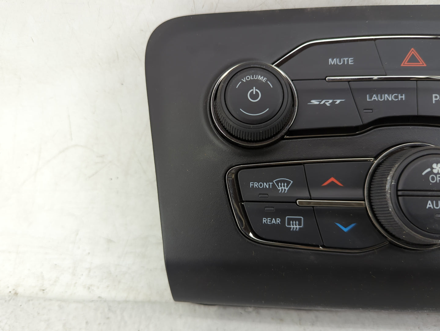 2017-2022 Dodge Charger Climate Control Module Temperature AC/Heater Replacement P/N:P68293621AD Fits OEM Used Auto Parts - 