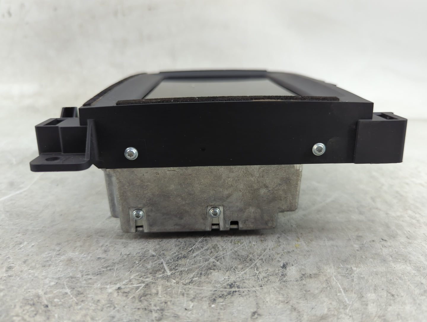 2021 Dodge Charger Radio AM FM Cd Player Receiver Replacement P/N:68467239AC Fits Fits 2022 OEM Used Auto Parts - Oemusedaut