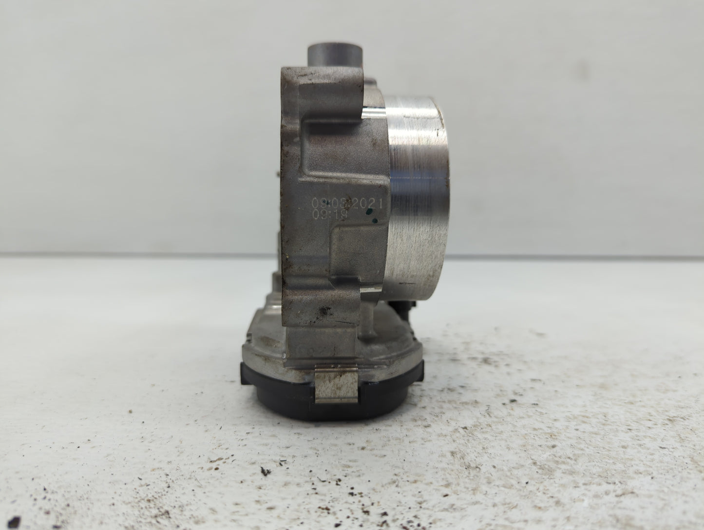 2011-2022 Dodge Charger Throttle Body P/N:05184349AC 05184349AF Fits OEM Used Auto Parts - Oemusedautoparts1.com