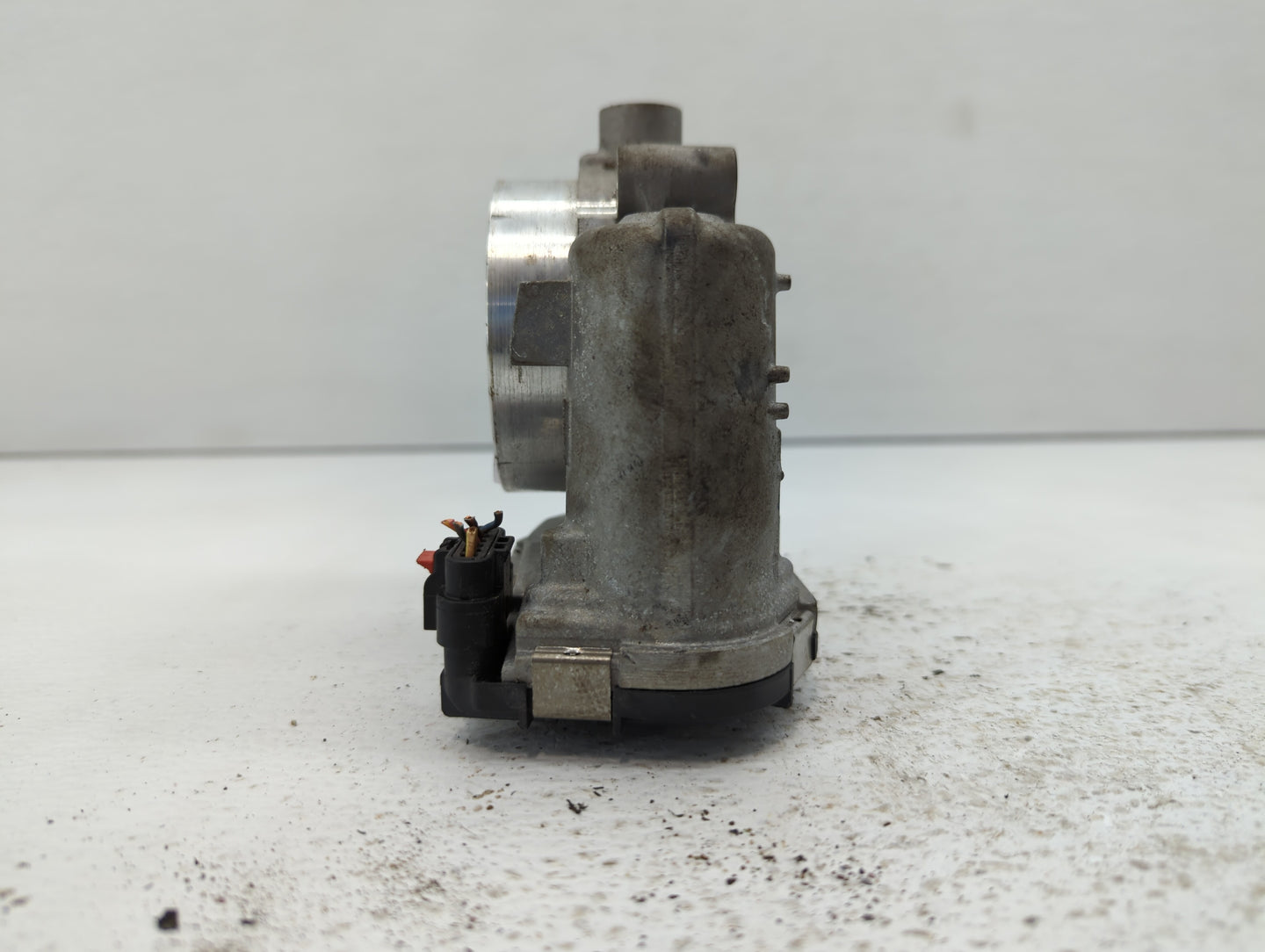 2011-2022 Dodge Charger Throttle Body P/N:05184349AC 05184349AF Fits OEM Used Auto Parts - Oemusedautoparts1.com