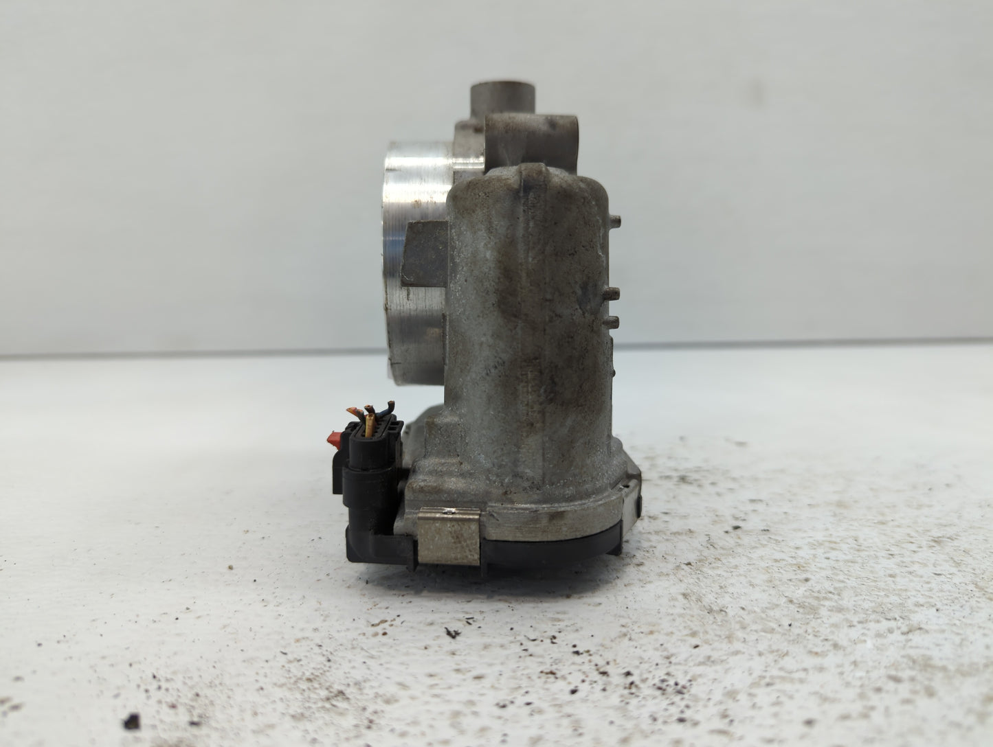 2011-2022 Dodge Charger Throttle Body P/N:05184349AC 05184349AF Fits OEM Used Auto Parts - Oemusedautoparts1.com